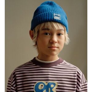 ZARA KNIT HAT WITH LABEL